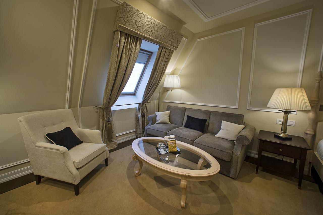 Wilson Palace By Loft Bratislava Bagian luar foto