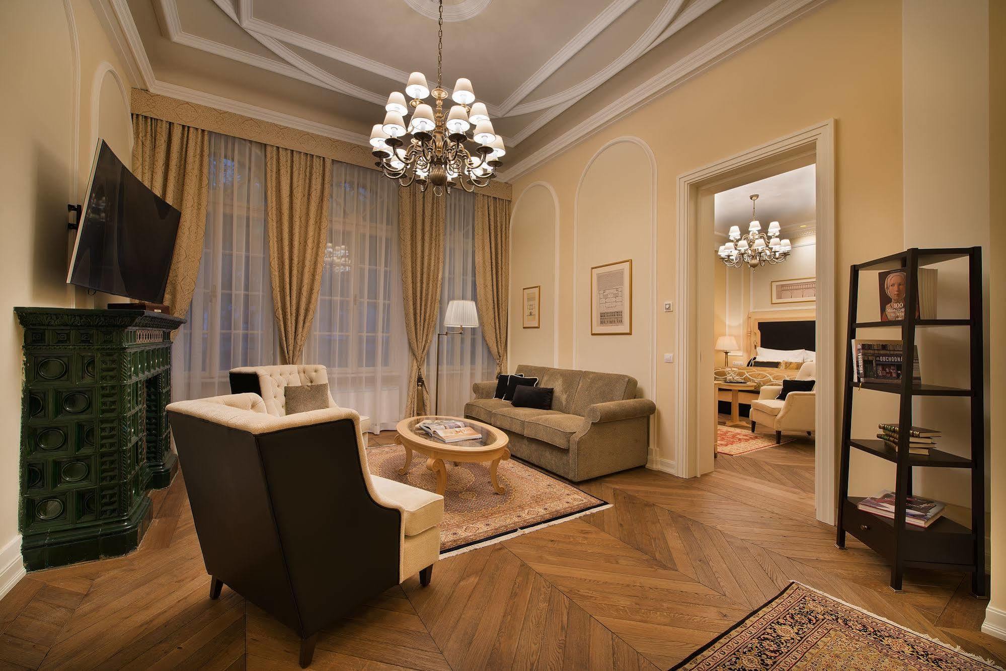 Wilson Palace By Loft Bratislava Bagian luar foto