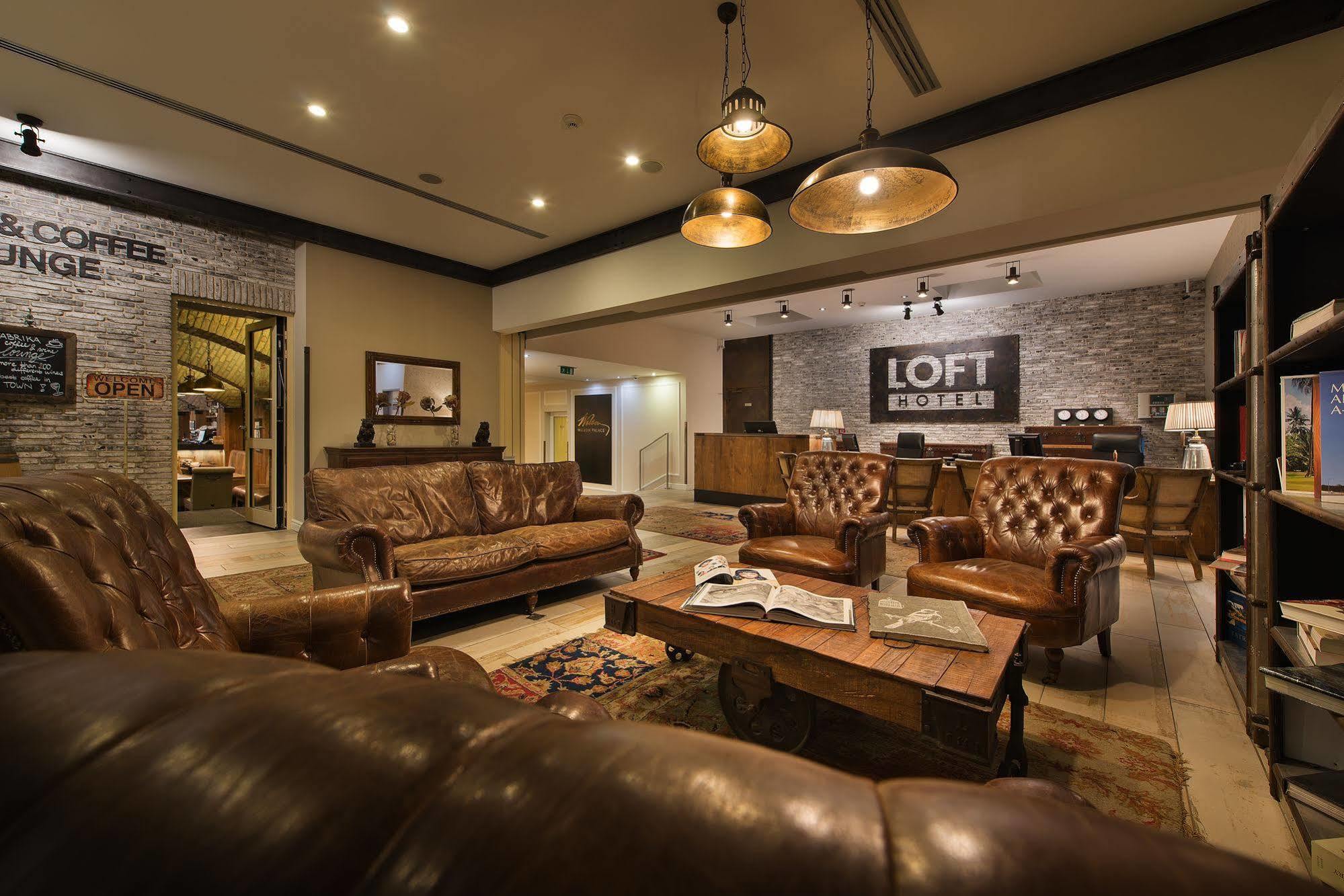 Wilson Palace By Loft Bratislava Bagian luar foto